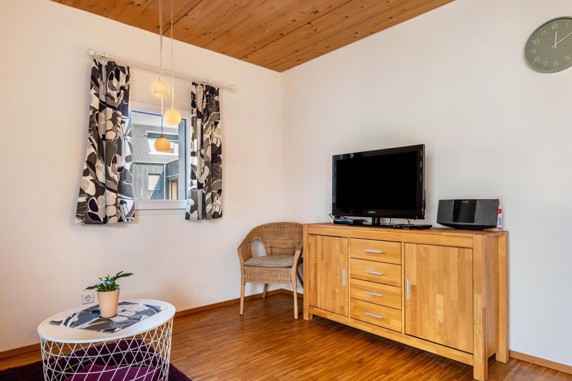 Winzercafe Neipperg Apartment Brackenheim Ngoại thất bức ảnh